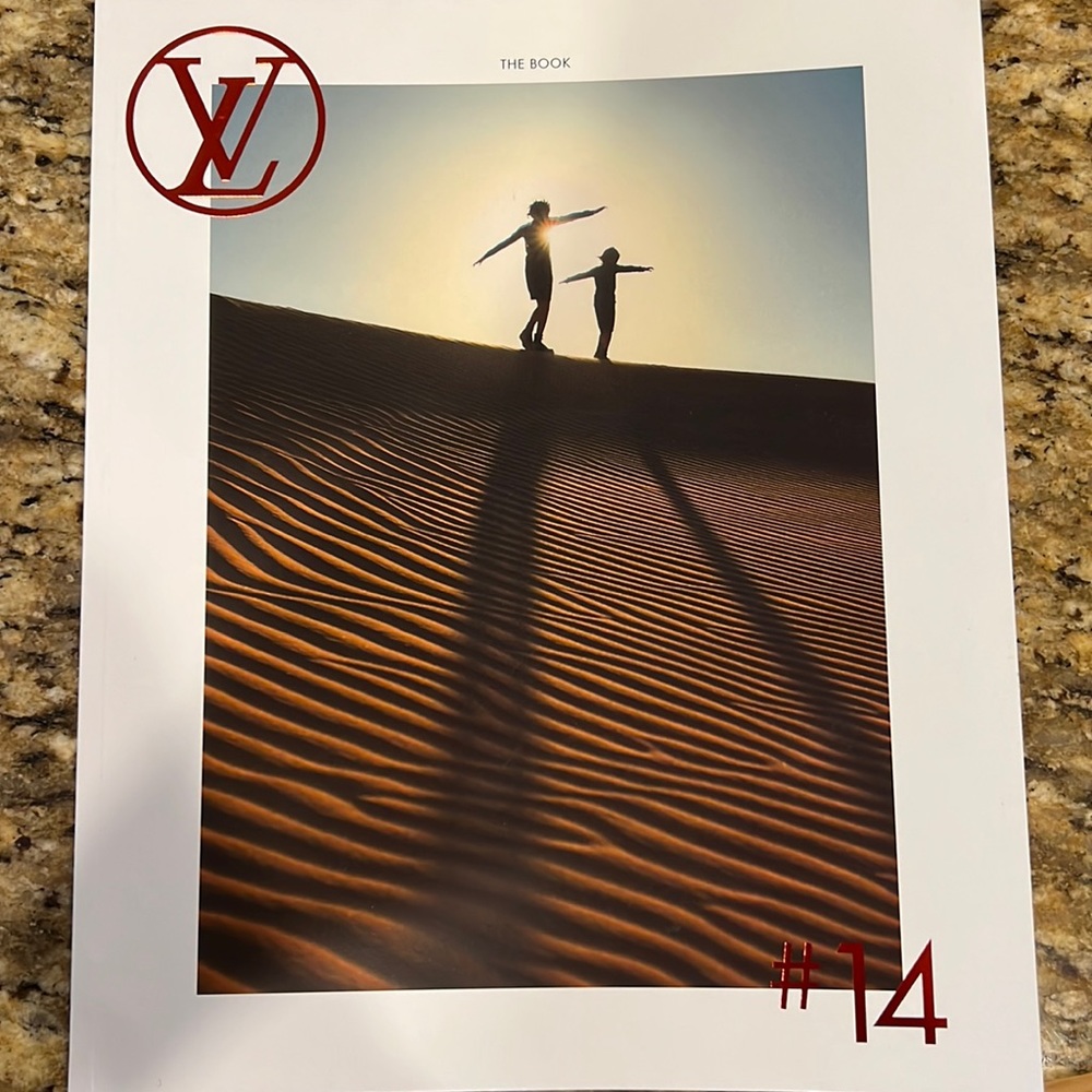 LV THE BOOK